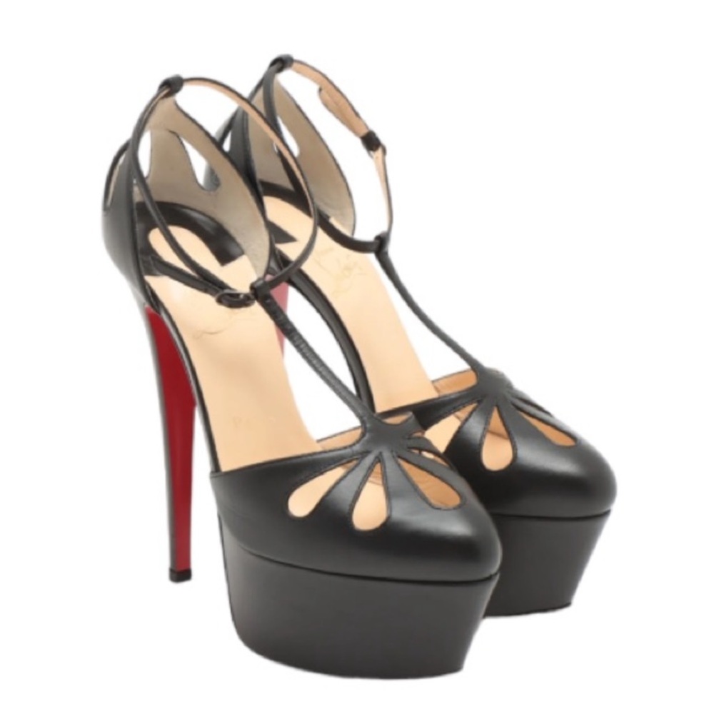 Christian Louboutin Amyada 160 mm leather heels
RETAIL 1,295
